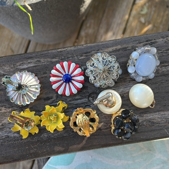 Lot of 5 vintage earring pairs - clip on 1950s - Picture 2 of 2